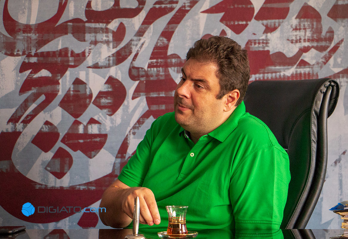 محمدعلی یوسفی زاده، مدیرعامل شرکت آسیاتک (عکس از دیجیاتو)