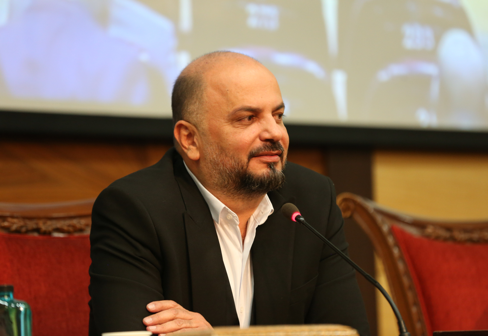 مهدی عبقری، دبیر انجمن واردکنندگان موبایل، تبلت و لوازم جانبی